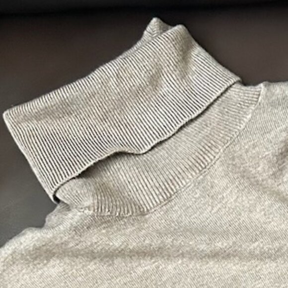 New Zara Tan Basic Knit Turtleneck Sweater Gold Sleeve Buttons Size S - Picture 6 of 12